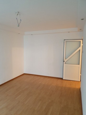 cantacuzino-paltinis-3camere-dec-etaj1-2balcoane-la-59000-euro-8